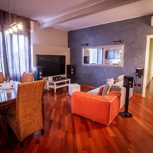 Cinematic Modern Flat, 100 Mt Da Ospedale Ravenna